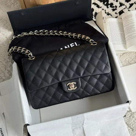 シャネル ショルダーバッグ