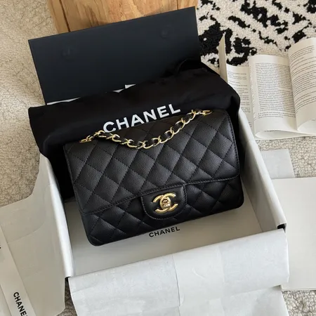 シャネル ショルダーバッグ