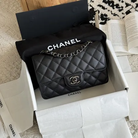 シャネル ショルダーバッグ