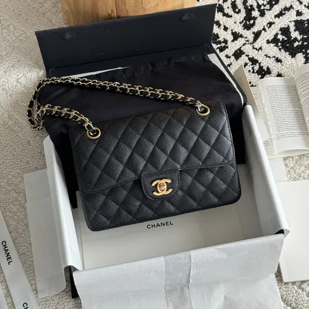 シャネル ショルダーバッグ