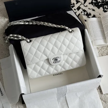 シャネル ショルダーバッグ