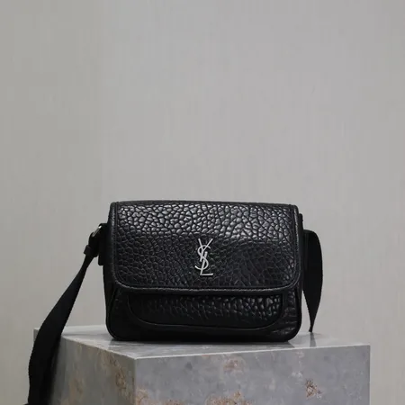 イブサンローラン ショルダーバッグ