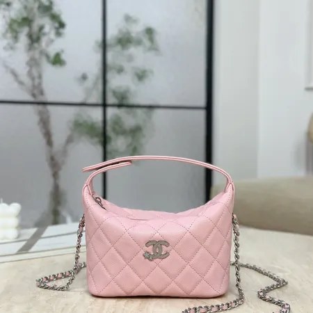 シャネル ハンドバッグ