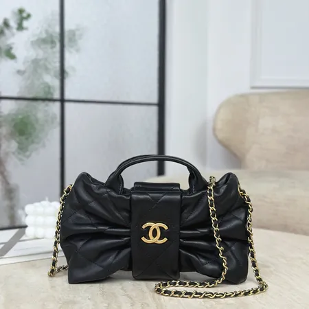 シャネル ハンドバッグ