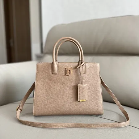 バーバリー ス ハンドバッグ