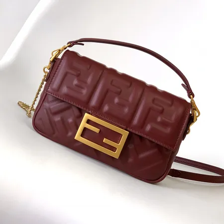 フェンディ ハンドバッグ