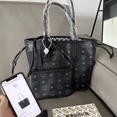 エムシーエム ハンドバッグ