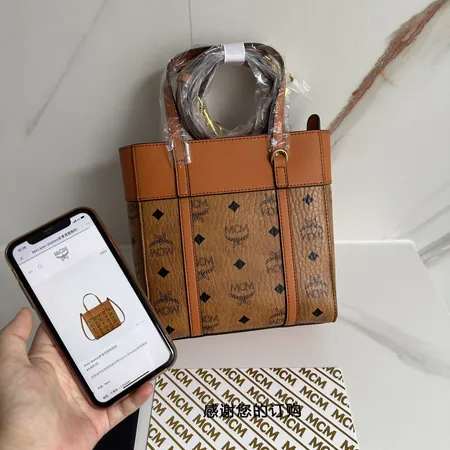 エムシーエム ハンドバッグ