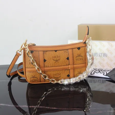 エムシーエム ハンドバッグ