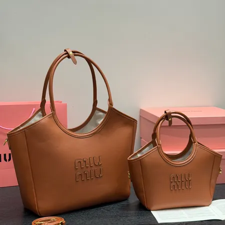 ミュウミュウ ハンドバッグ