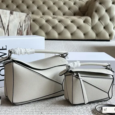 ロエベ ハンドバッグ