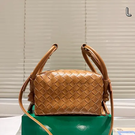 ボッテガ ヴェネタ ハンドバッグ