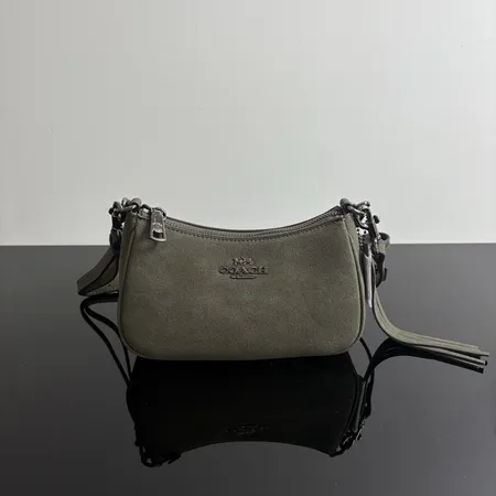 コーチ ハンドバッグ