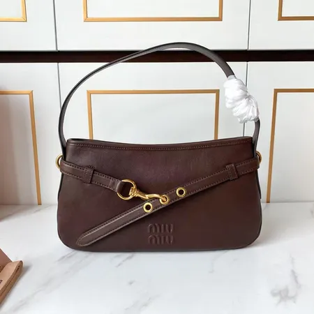 ミュウミュウ ショルダーバッグ