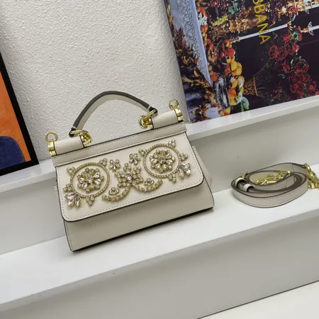 ドルチェ＆ガッバーナ ハンドバッグ