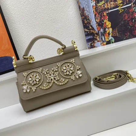 ドルチェ＆ガッバーナ ハンドバッグ