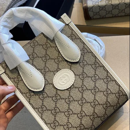 グッチ ハンドバッグ