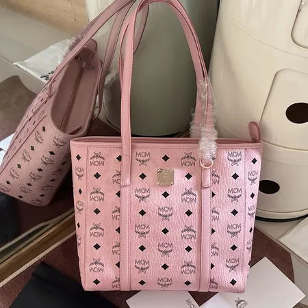 エムシーエム ハンドバッグ