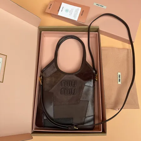 ミュウミュウ ハンドバッグ