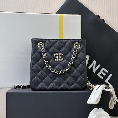 シャネル ハンドバッグ