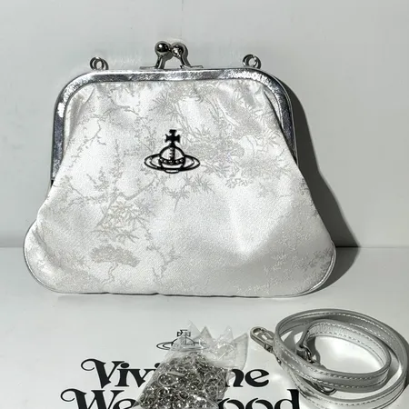 ヴィヴィアン・ウエストウッド ハンドバッグ
