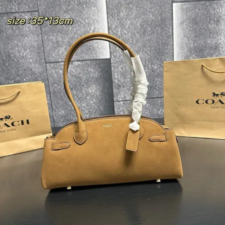 コーチ ハンドバッグ