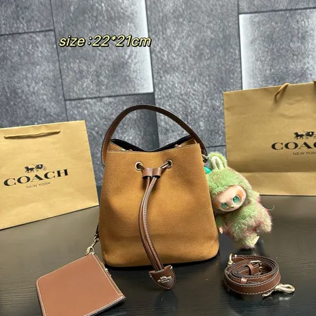 コーチ ハンドバッグ