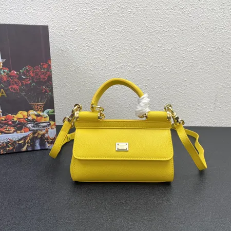 ドルチェ＆ガッバーナ ハンドバッグ