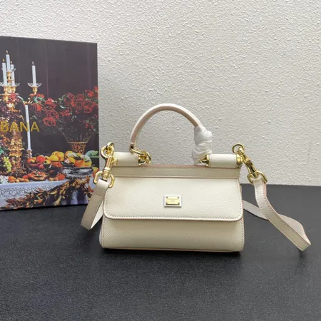 ドルチェ＆ガッバーナ ハンドバッグ