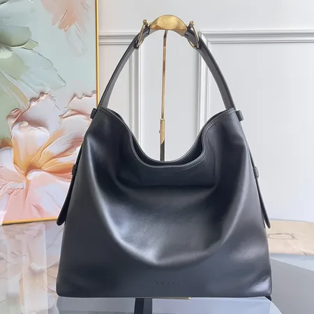 グッチ ハンドバッグ