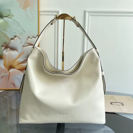 グッチ ハンドバッグ