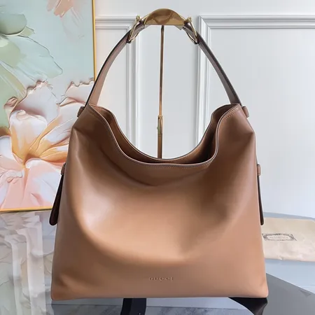 グッチ ハンドバッグ