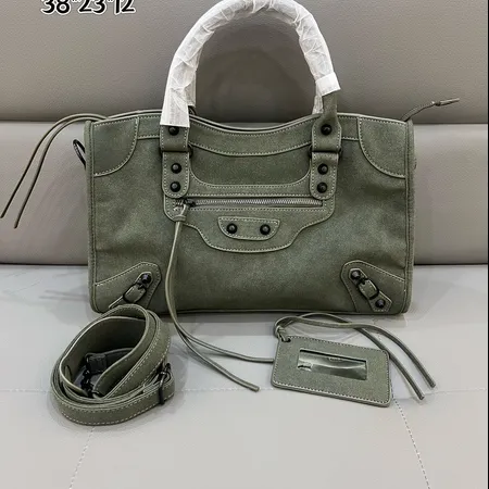 バレンシアガ ハンドバッグ