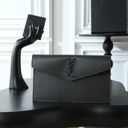 イブサンローラン ハンドバッグ