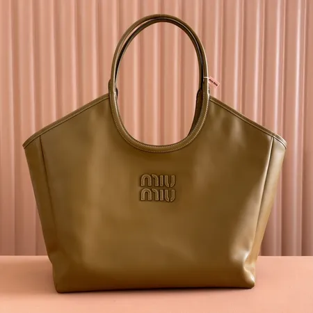 モスキーノ ハンドバッグ