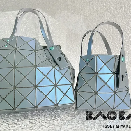 イッセイ ミヤケ ハンドバッグ