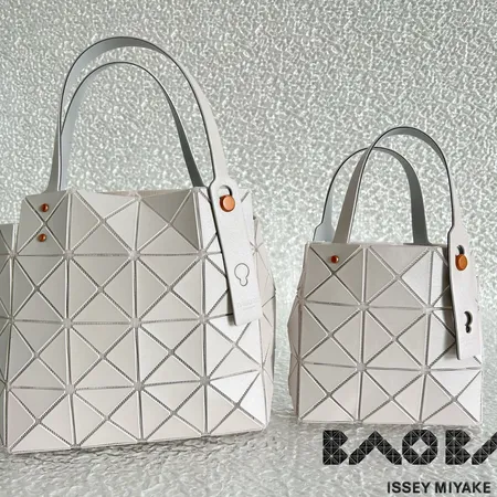 イッセイ ミヤケ ハンドバッグ