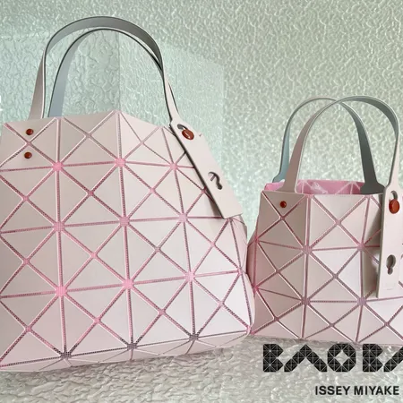 イッセイ ミヤケ ハンドバッグ