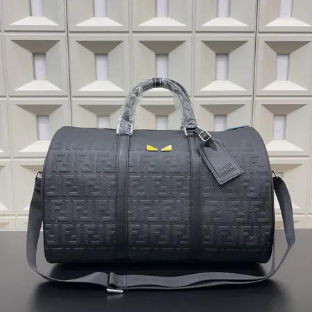 フェンディ ハンドバッグ