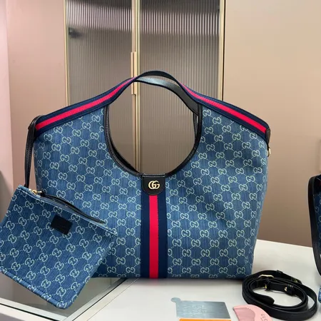 グッチ ハンドバッグ