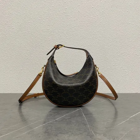 セリーヌ ショルダーバッグ