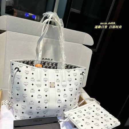 エムシーエム ハンドバッグ