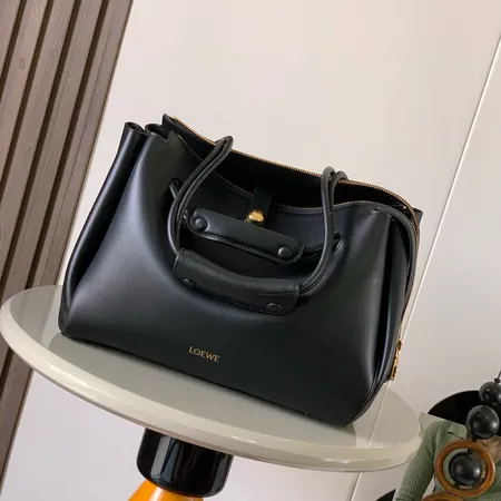 ロエベ ハンドバッグ