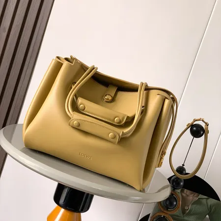 ロエベ ハンドバッグ