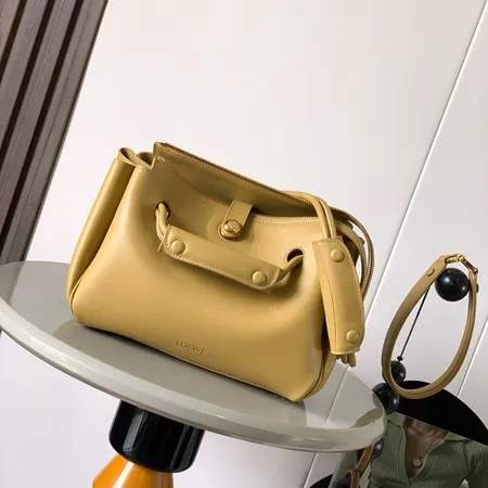 ロエベ ハンドバッグ