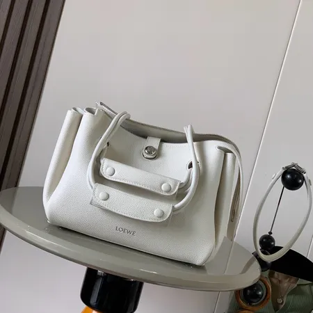 ロエベ ハンドバッグ