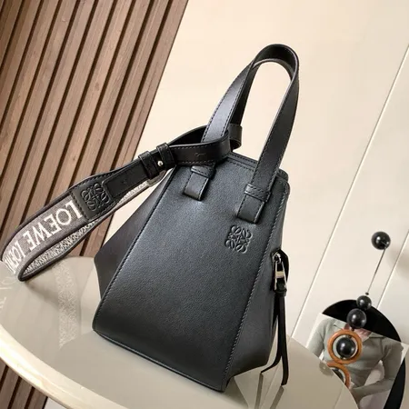 ロエベ ハンドバッグ