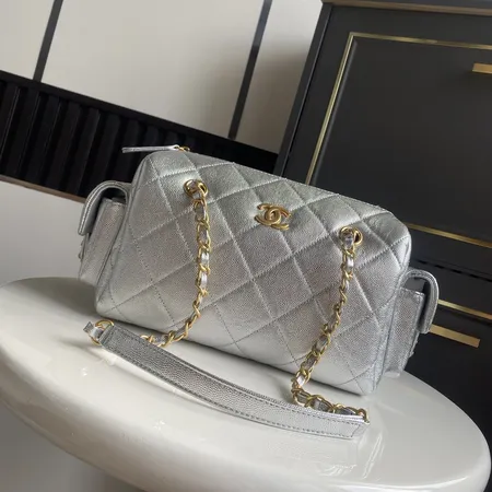 シャネル ハンドバッグ