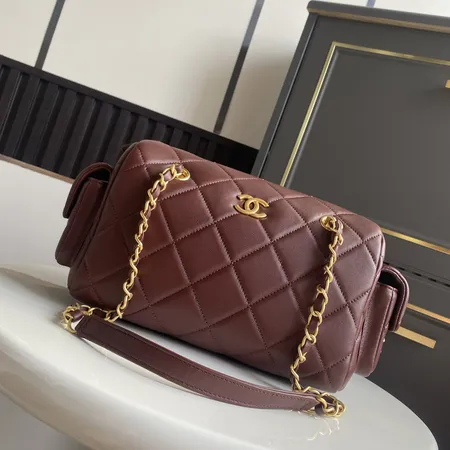 シャネル ハンドバッグ