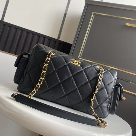 シャネル ハンドバッグ